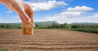 Плюсы и минусы перевода земли из сельхозназначения в ИЖС